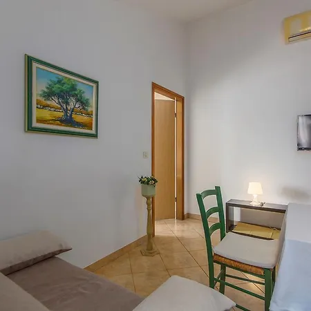 Sani Gasthuis Nova Vas (Porec)
